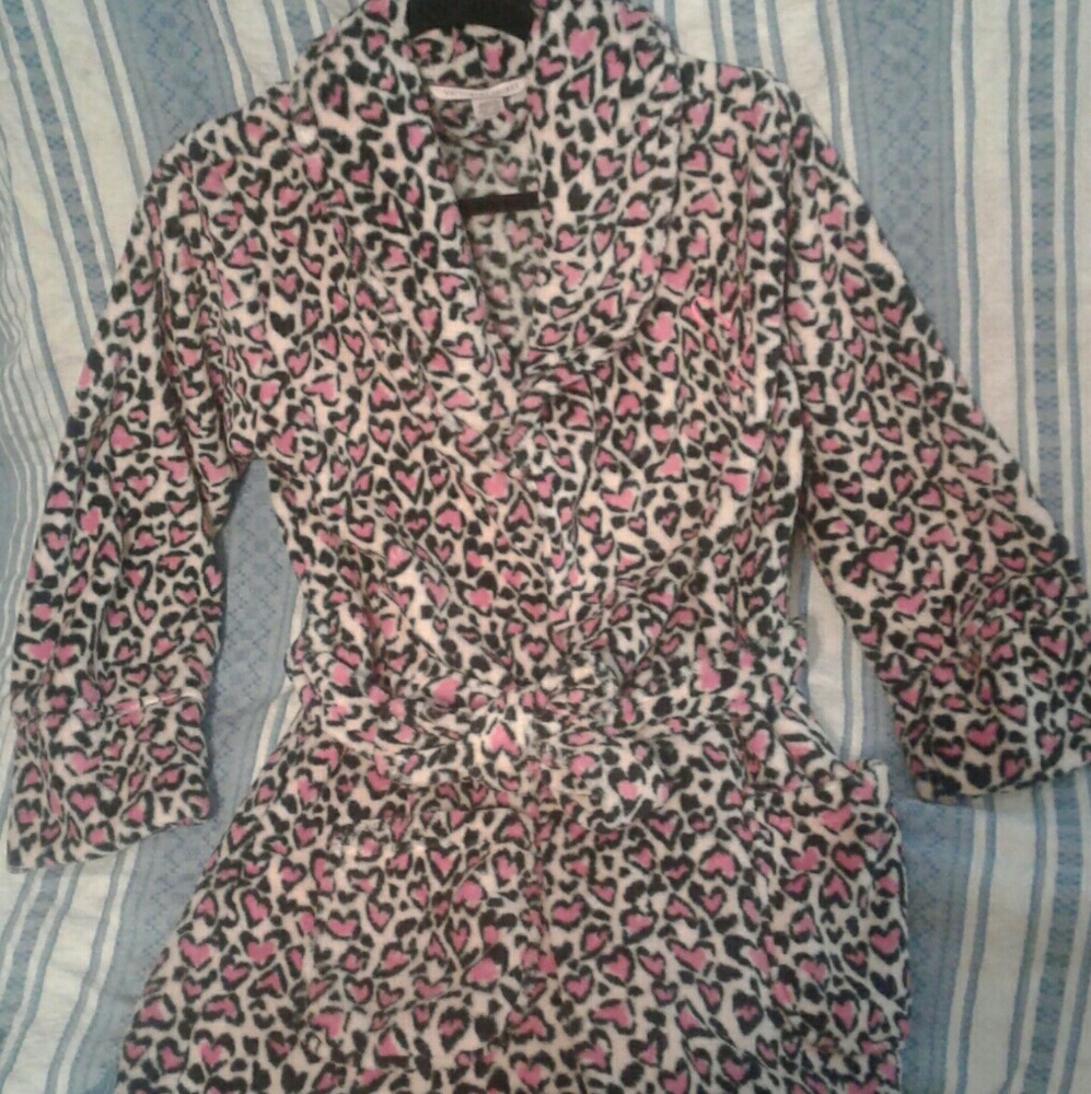 Victoria's Secret Plush Short Bathrobe